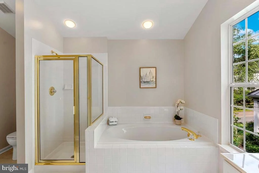 Photo of 15015 HUNTER MOUNTAIN LANE