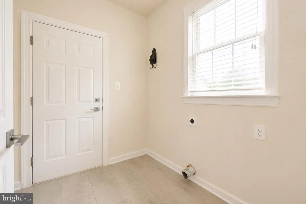 Photo of 10225 EVERLEY TERRACE