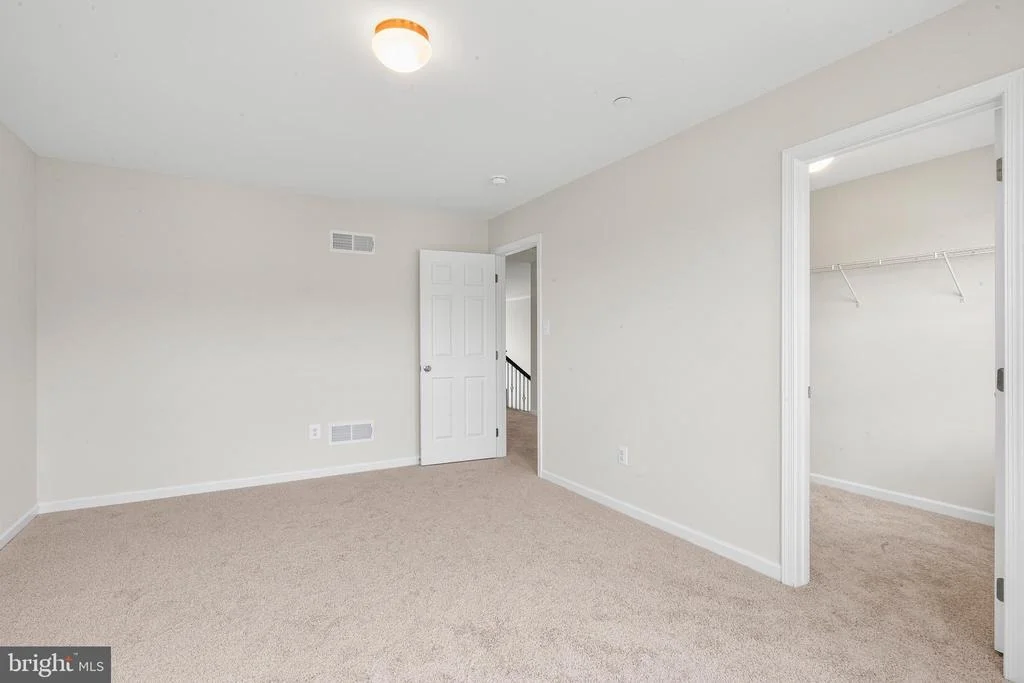 Photo of 2754 HILLFIELD DRIVE