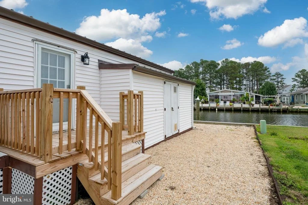 Photo of 35546 PINE DRIVE