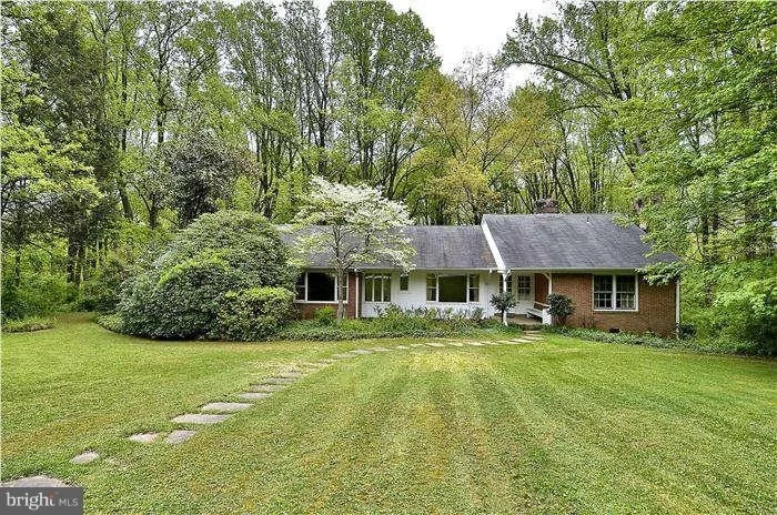 Photo of 334 ASHTON ROAD