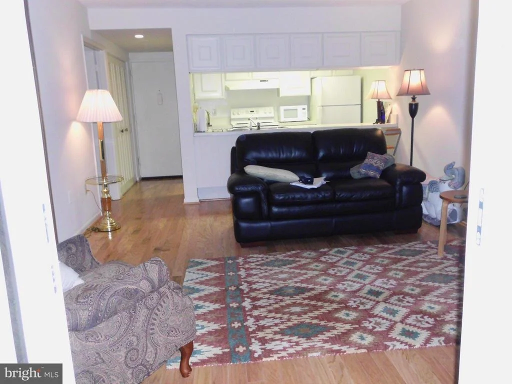 Photo of Unit 81F at 3632 GLENEAGLES DRIVE