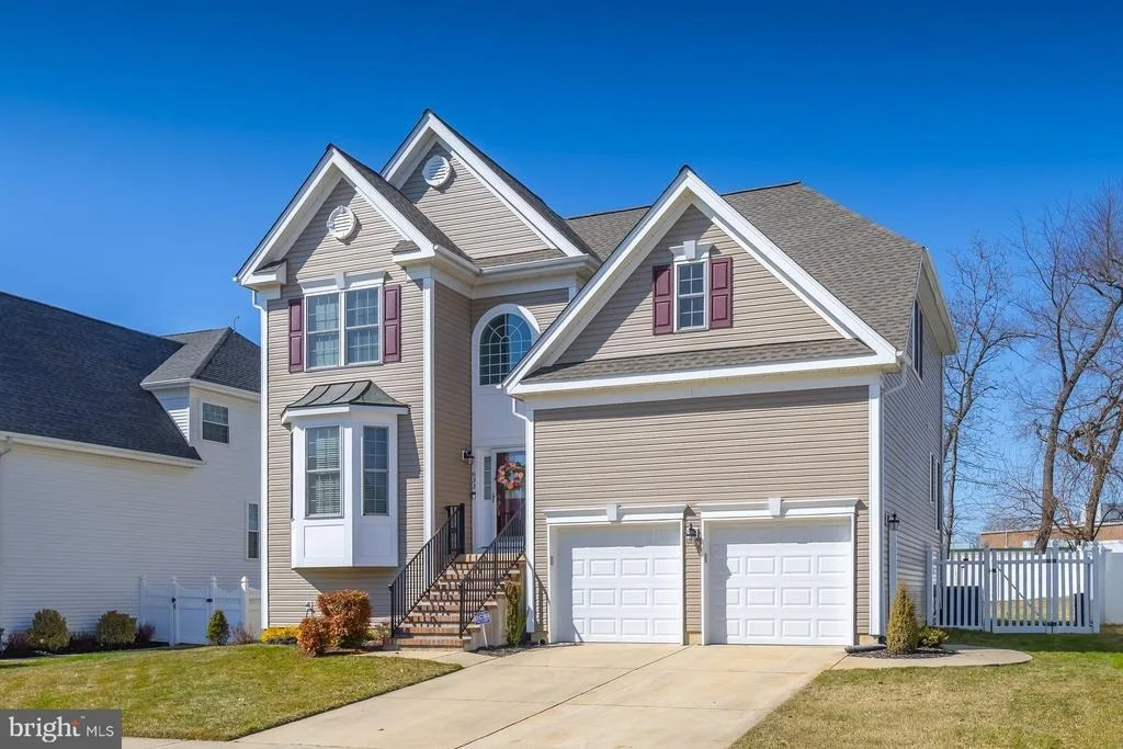 Photo of 633 WORCESTER DRIVE