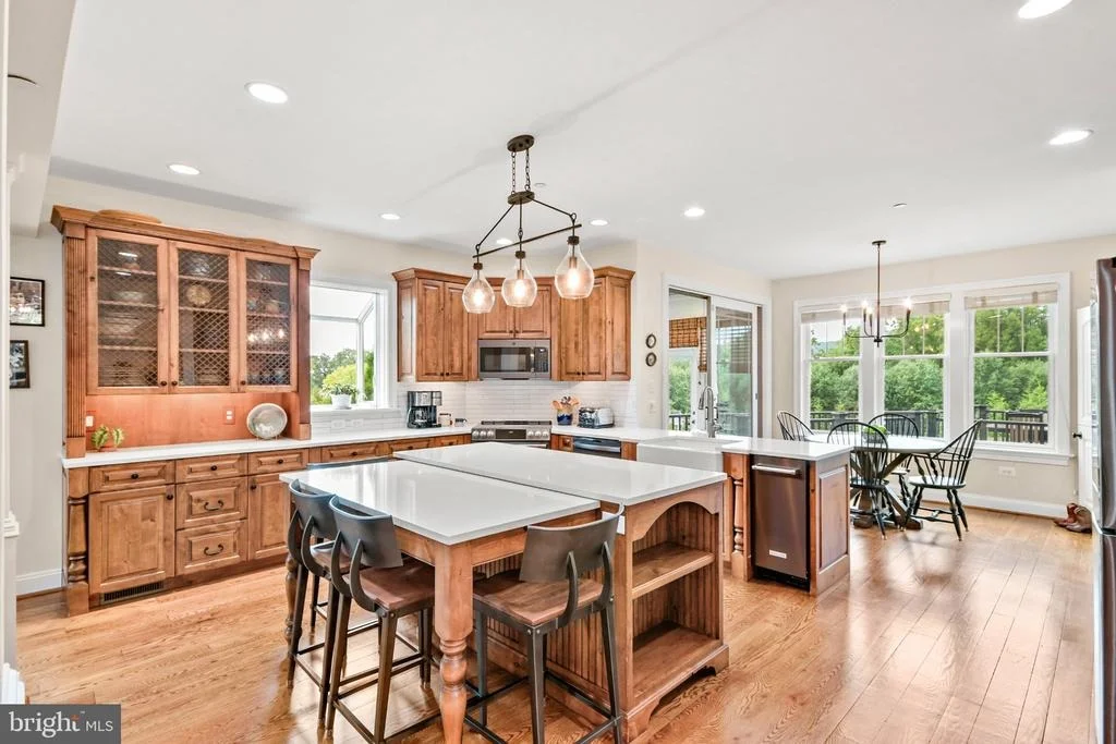 Photo of 8812 YELLOW SPRINGS ROAD