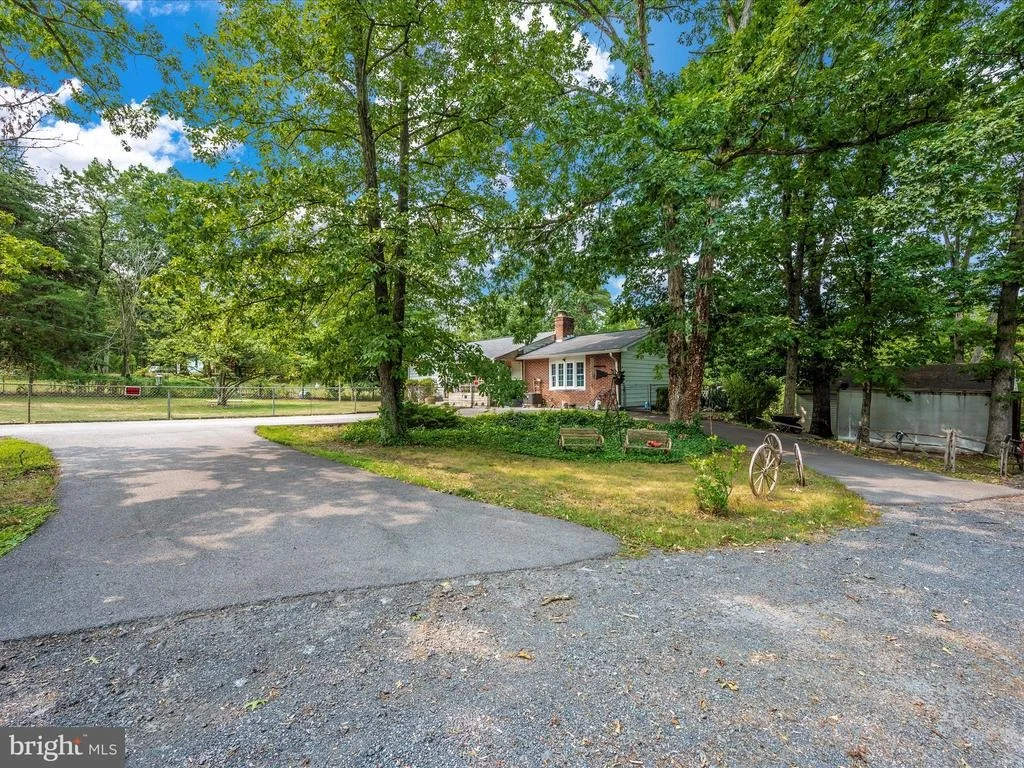 Photo of 7120 LINGANORE ROAD