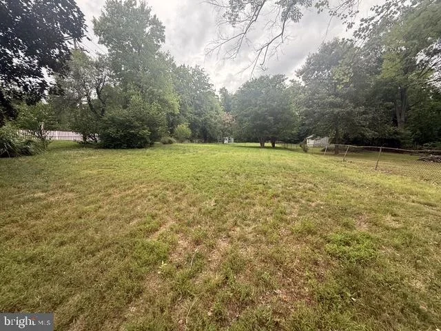 Photo of 2414 FAIRVIEW DRIVE