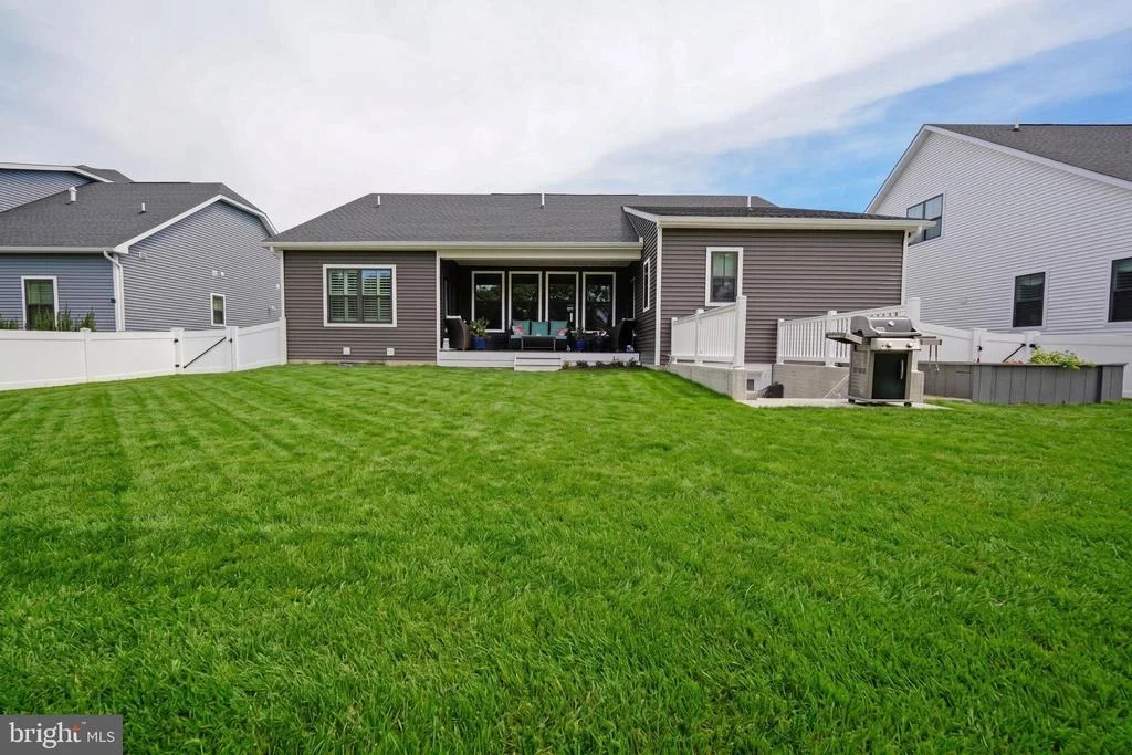 Photo of 32224 HERITAGE ROAD