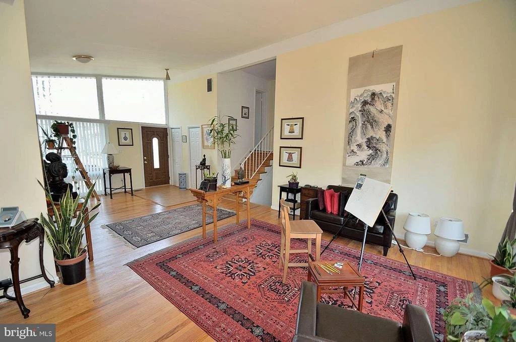 Photo of 6845 STRATA STREET