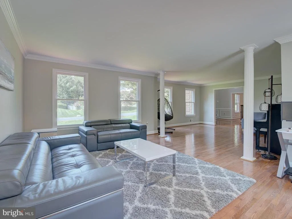 Photo of 11769 HOLLYVIEW DRIVE