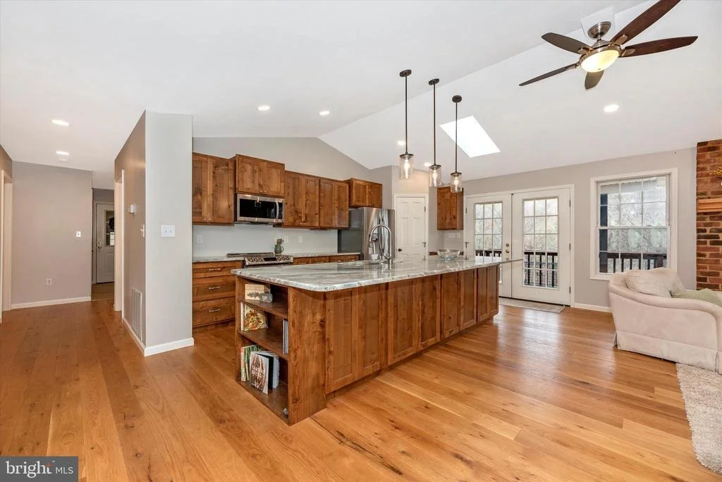 Photo of 10831 EASTERDAY ROAD