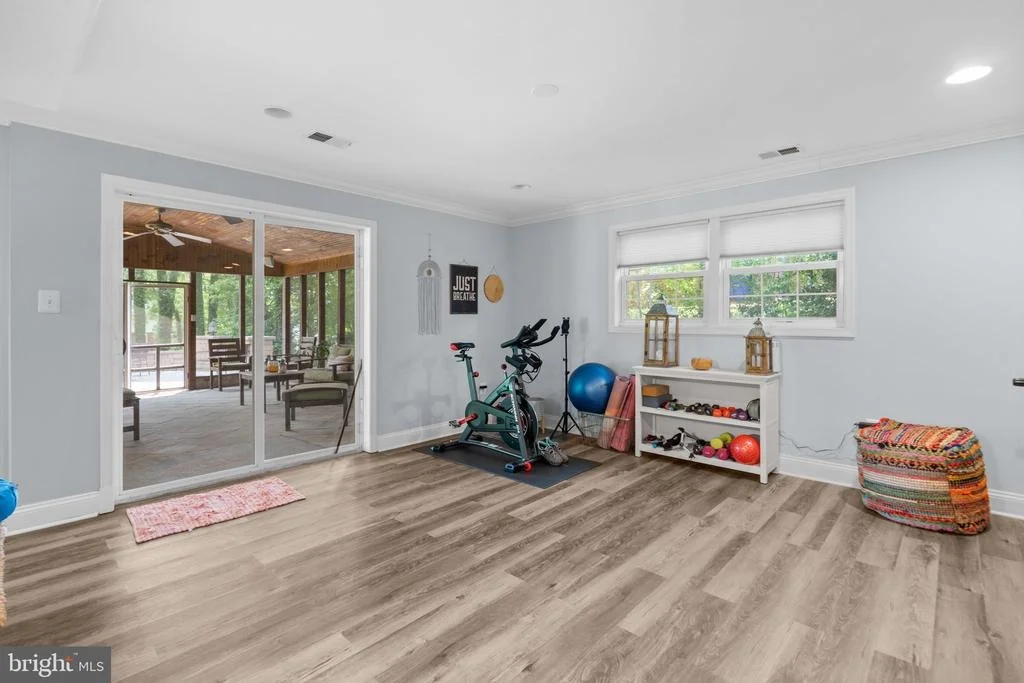 Photo of 4117 QUEEN MARY DRIVE