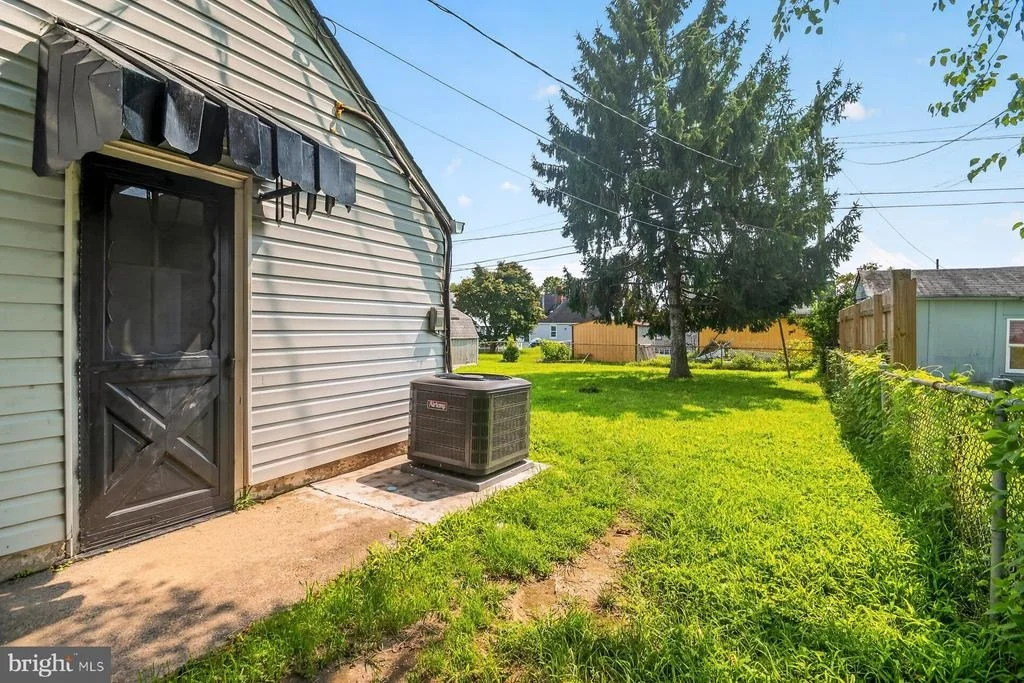 Photo of 7720 FAIRGREEN ROAD