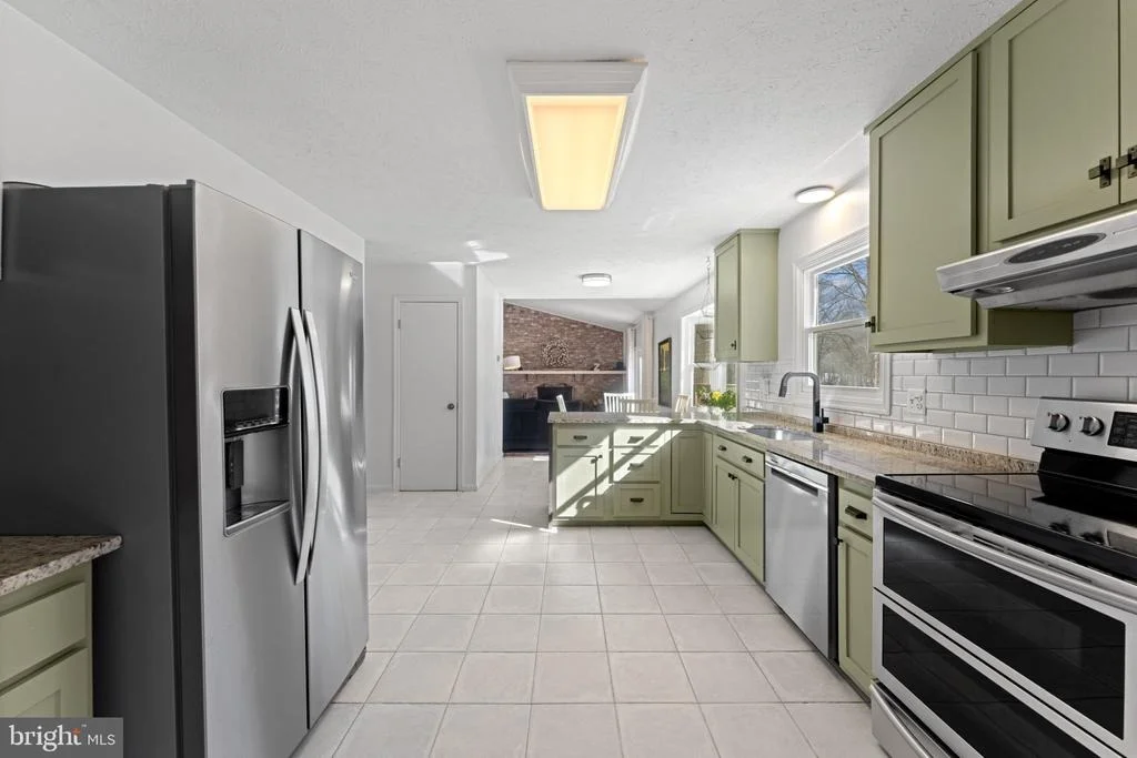 Photo of 6099 RIVER FOREST DRIVE