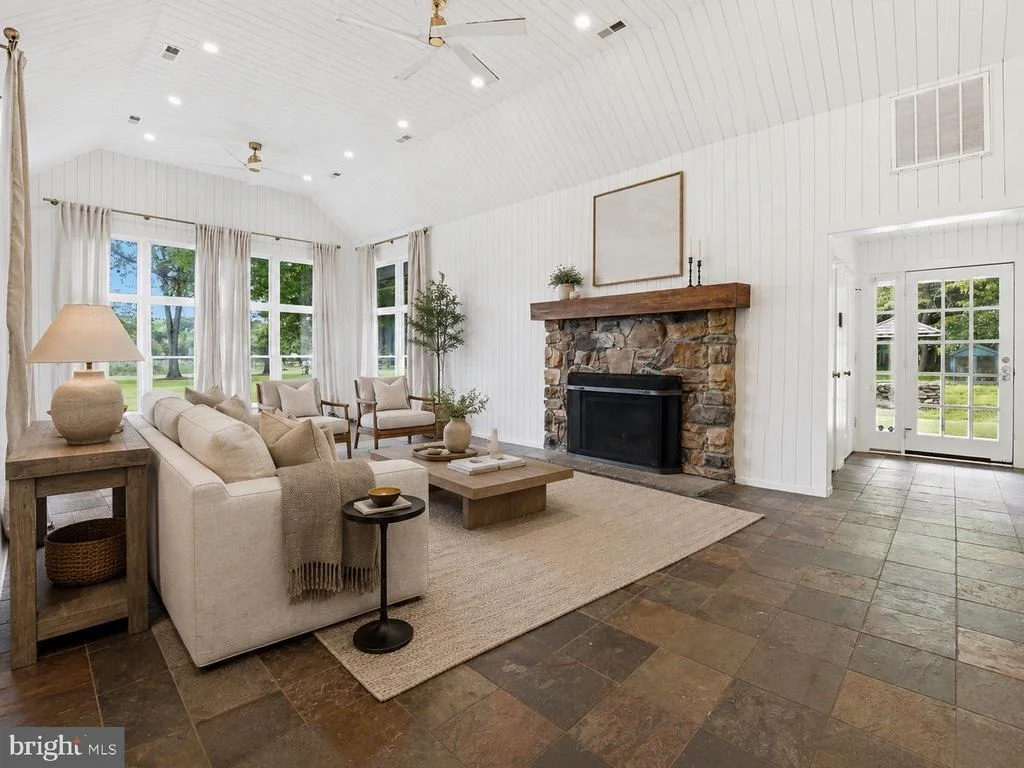 Photo of 5865 DEALE BEACH ROAD