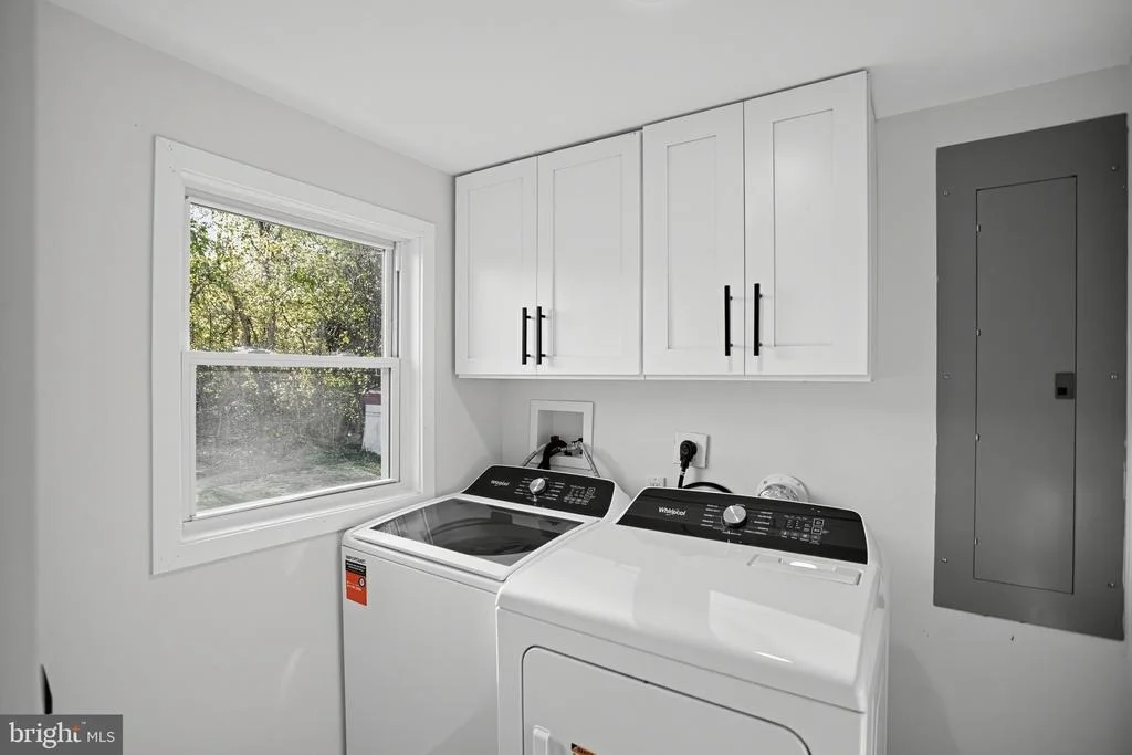 Photo of 6740 SUMERDUCK ROAD
