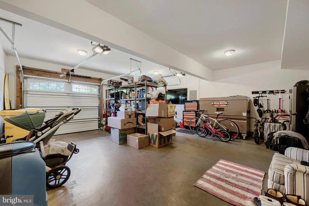 Photo of 8105 BEVERLY ROAD