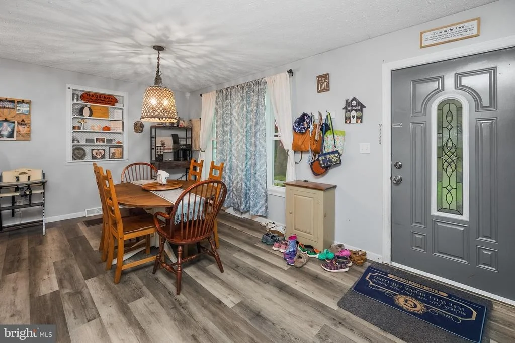 Photo of 104 D STREET