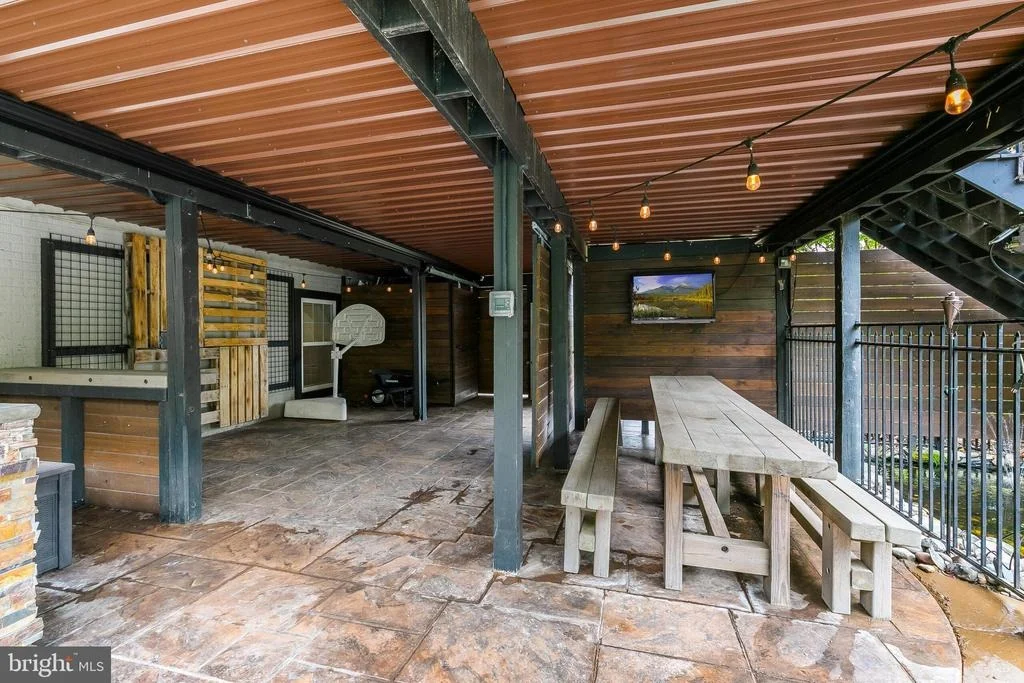 Photo of 42018 MILL QUARTER PLACE