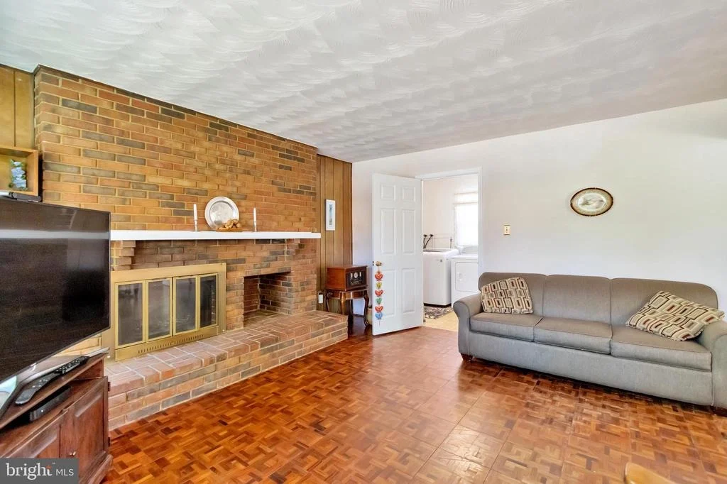 Photo of 14040 BREEZE HILL LANE
