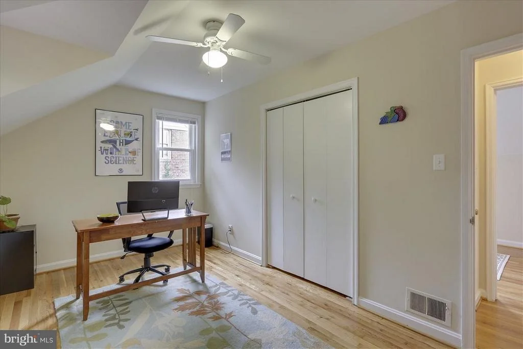 Photo of 1005 DENNIS AVENUE