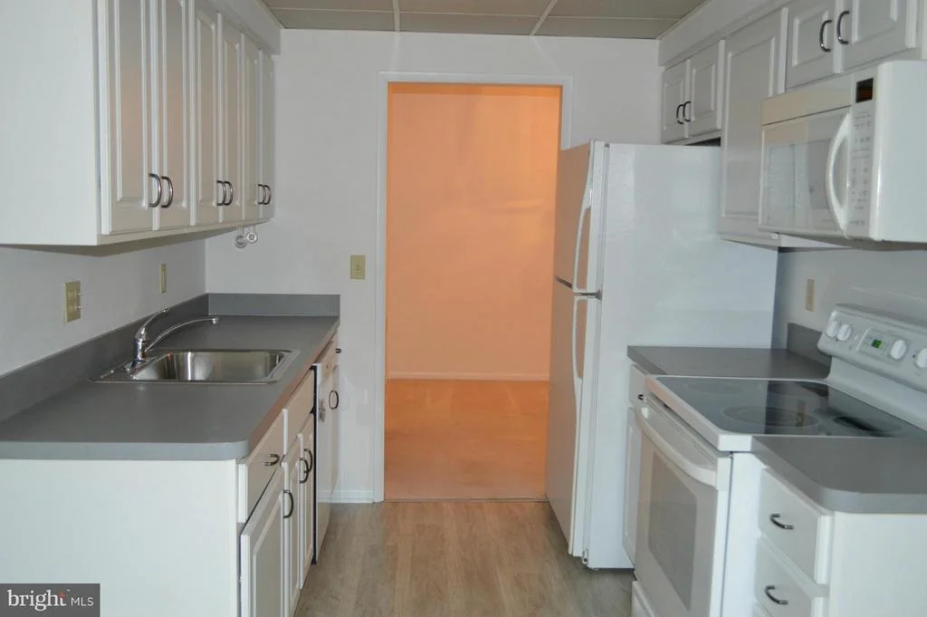 Photo of Unit 831E at 15320 PINE ORCHARD DRIVE