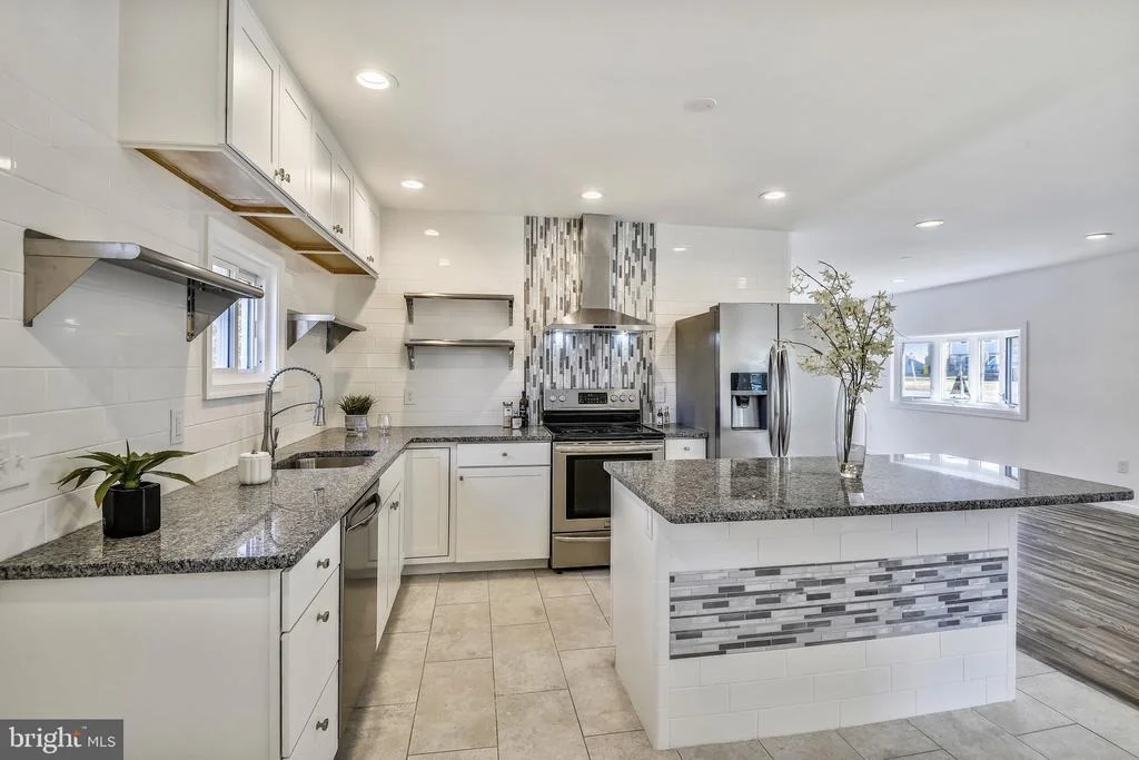 Photo of 8062 TELEGRAPH ROAD