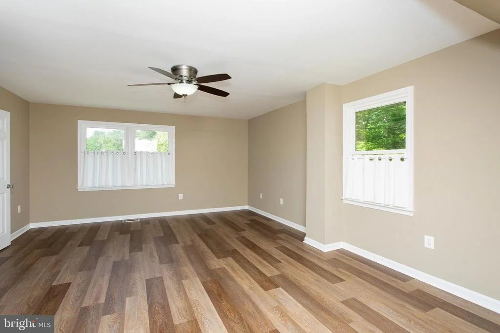Photo of 540 THUNDERBIRD DRIVE