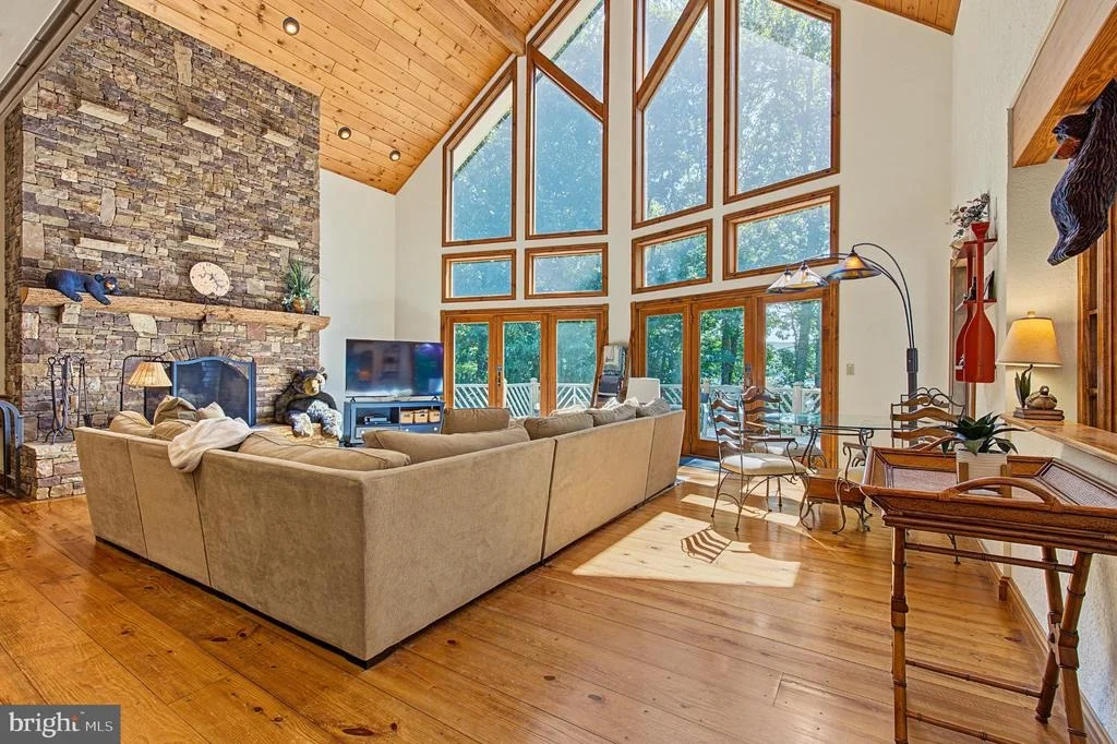 Photo of 2747 MARSH HILL ROAD