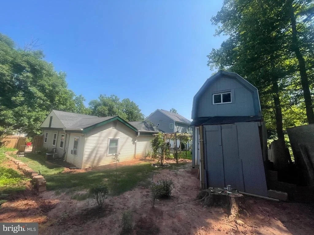Photo of 7225 PINE DRIVE