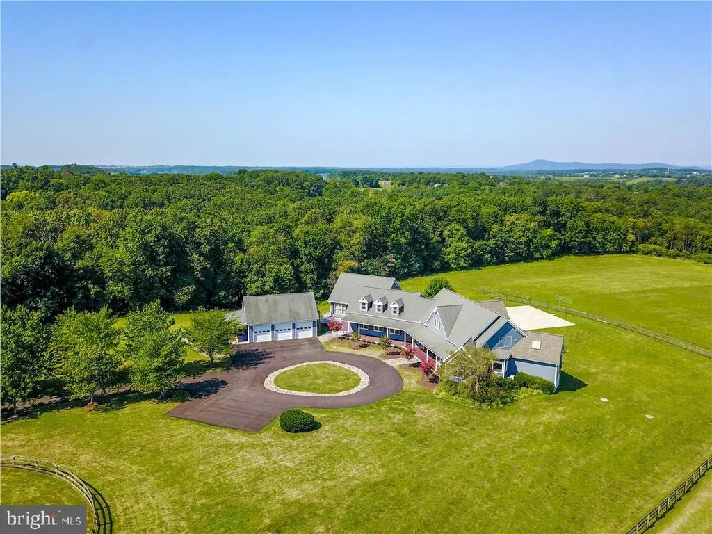 Photo of 26310 JOHNSON DRIVE