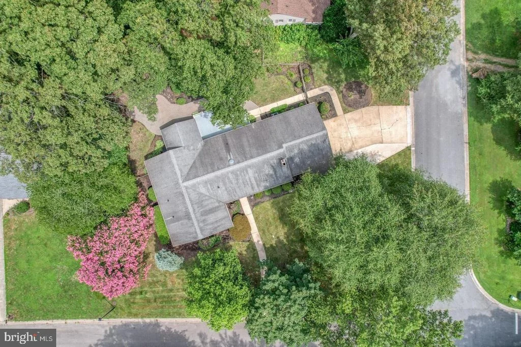 Photo of 5 WINGED FOOT ROAD