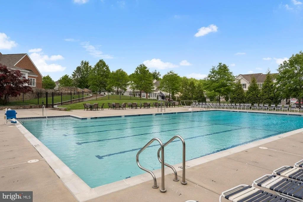 Photo of 821 BENTGRASS DRIVE