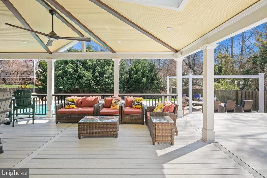 Photo of 9426 MOUNT VERNON CIRCLE