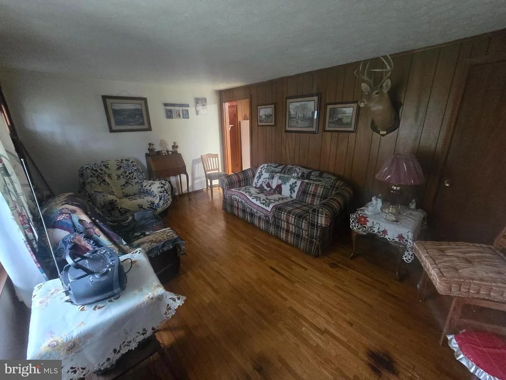 Photo of 413 VALLEY MILL ROAD