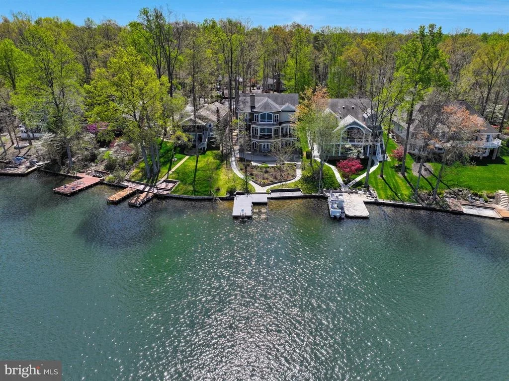 Photo of 206 MADISON CIRCLE