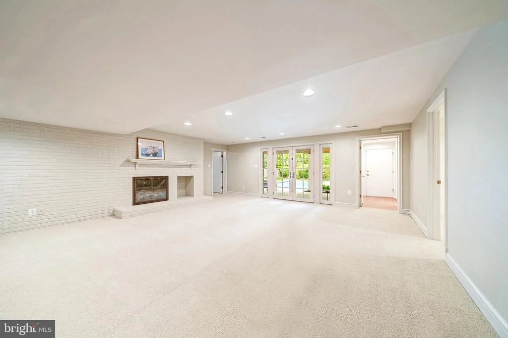 Photo of 6305 STONEHAM LANE