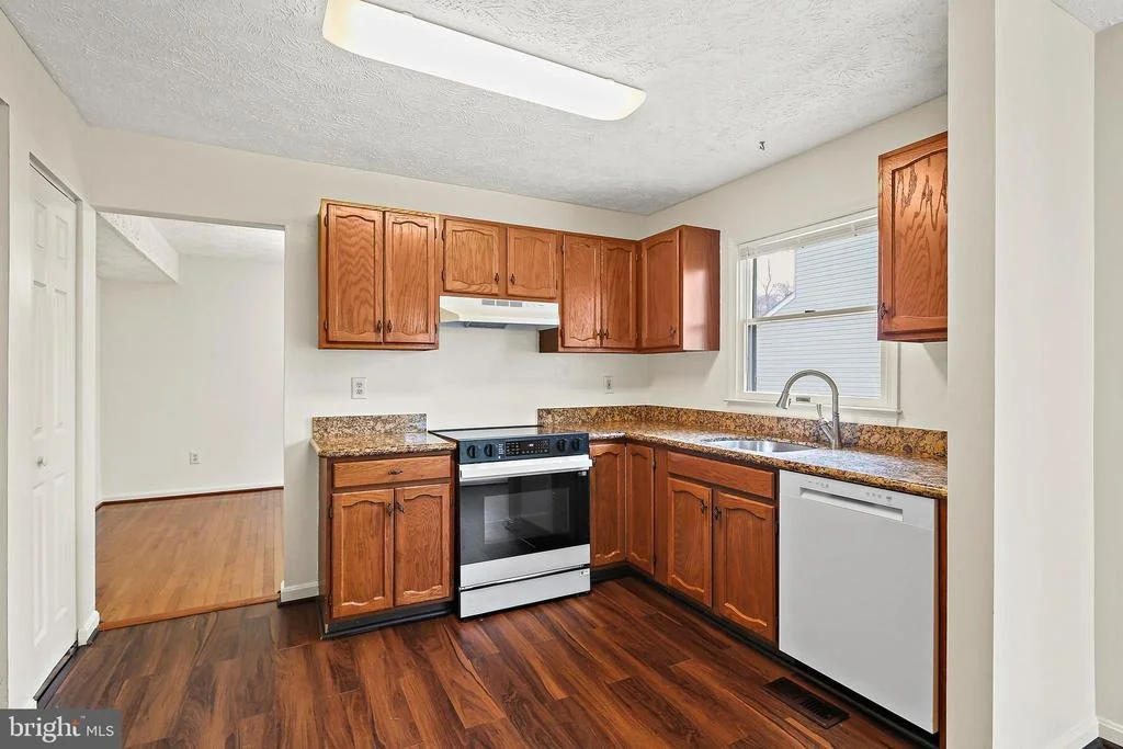 Photo of 3 GREENKNOLL BOULEVARD