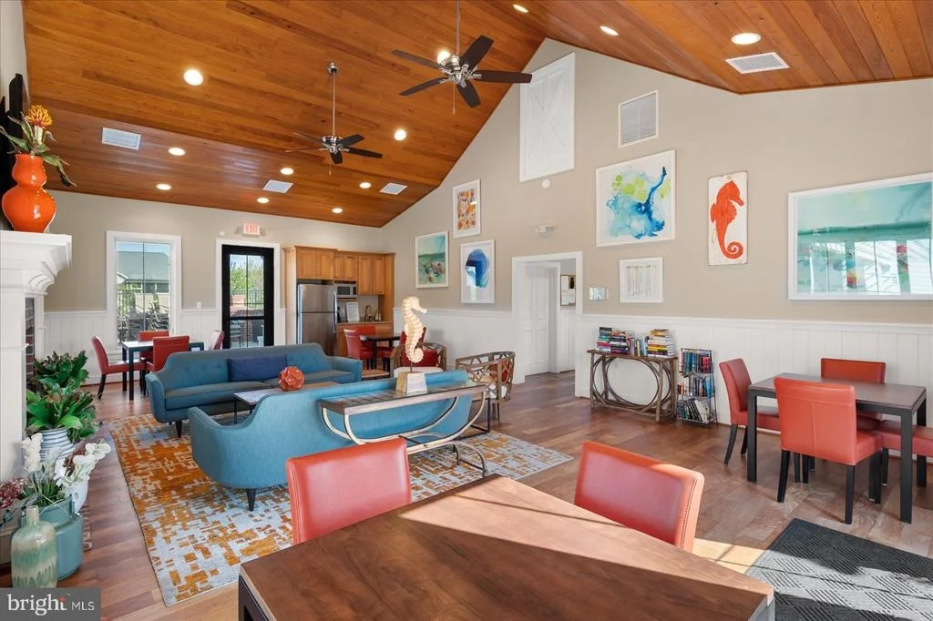 Photo of 30561 SILVERTON ROAD