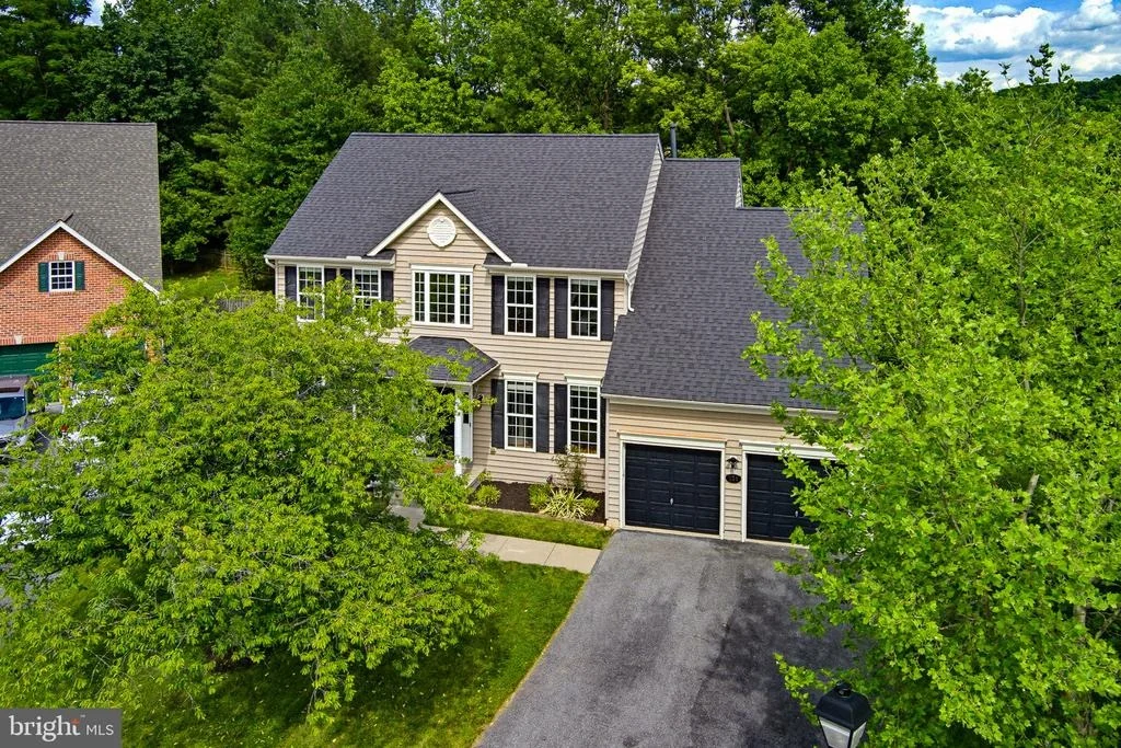 Photo of 231 CORNELL DRIVE