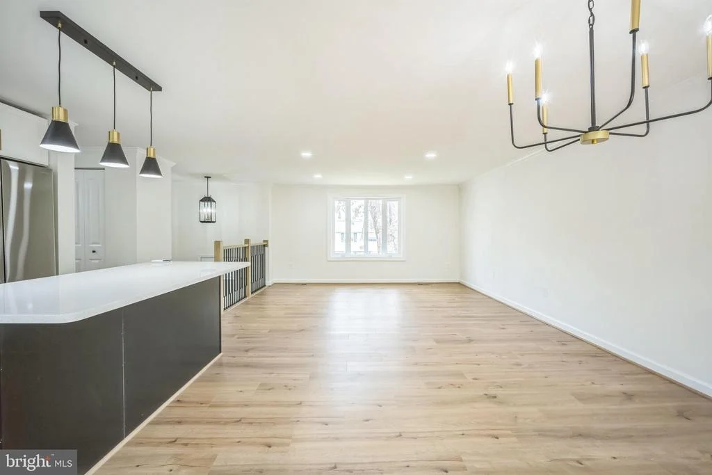 Photo of 1797 VALLEYSIDE DRIVE