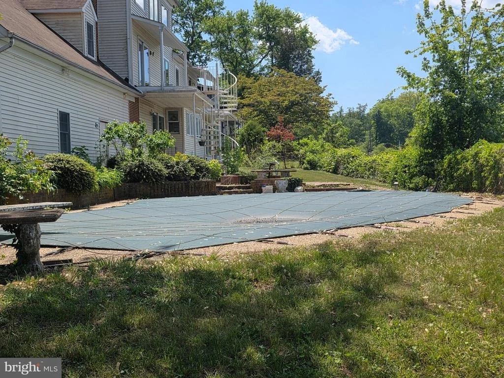 Photo of 145 EDGEWATER DRIVE