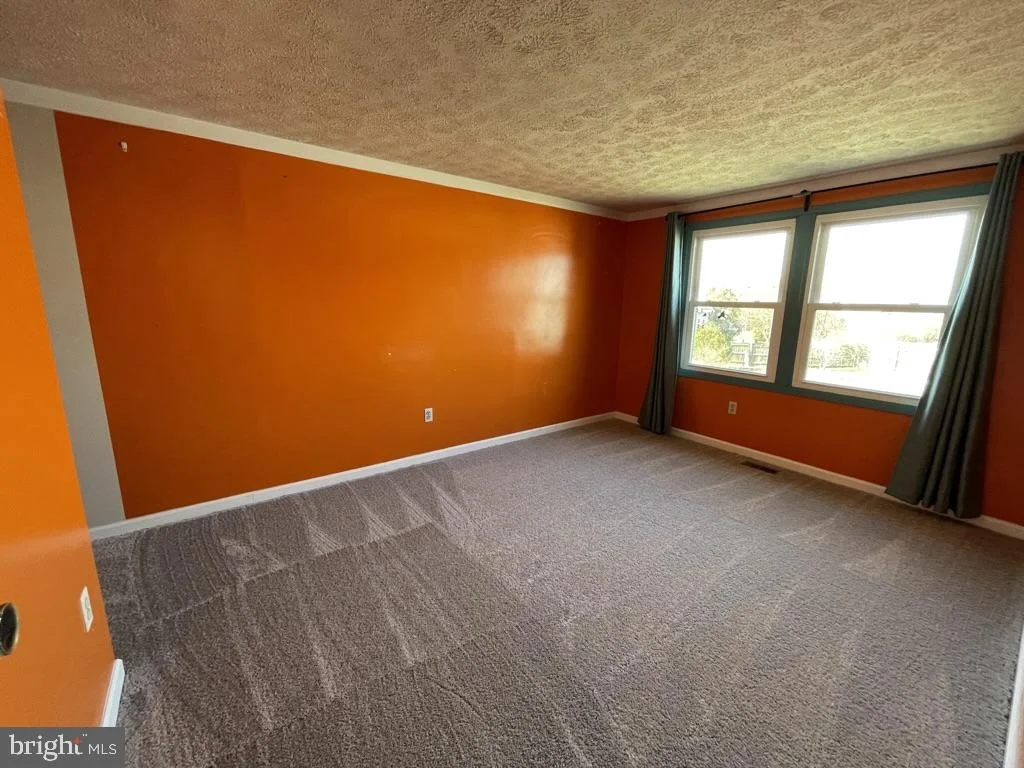 Photo of 1341 BUTTERFLY LANE