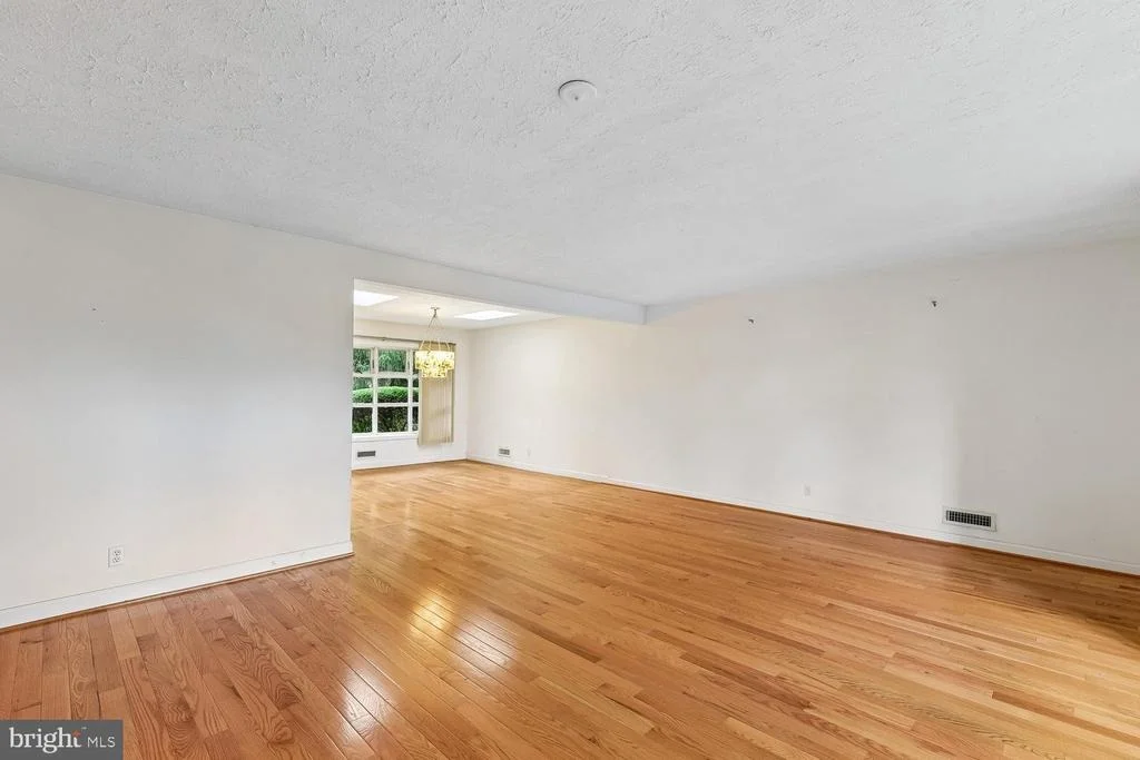 Photo of 7933 STEVENSON ROAD