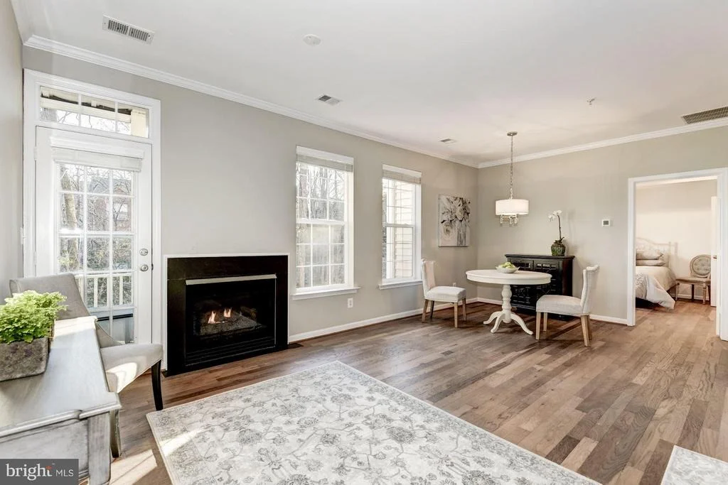 Photo of Unit M at 1307 WINDLEAF DRIVE