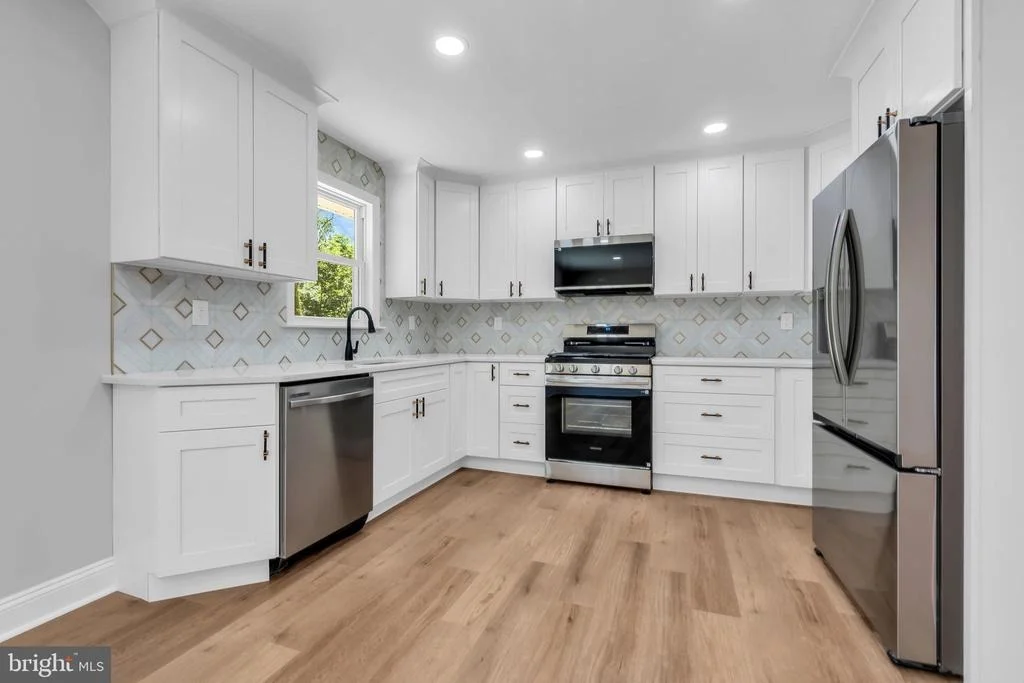 Photo of 143 OAK PINES BOULEVARD