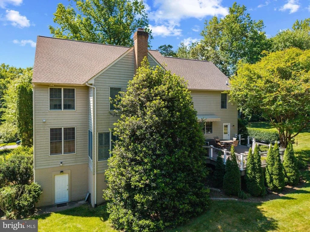 Photo of 2006 PENDERBROOKE DRIVE