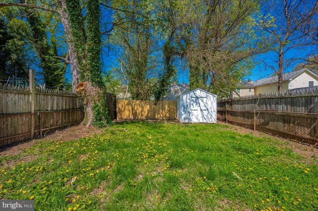 Photo of 3407 FLORAL STREET