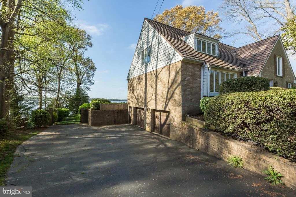 Photo of 5709 RIVER DRIVE