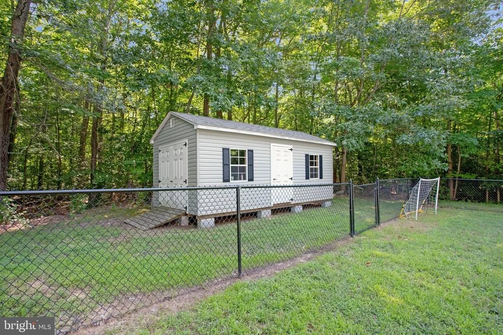 Photo of 3640 YELLOW BANK ROAD