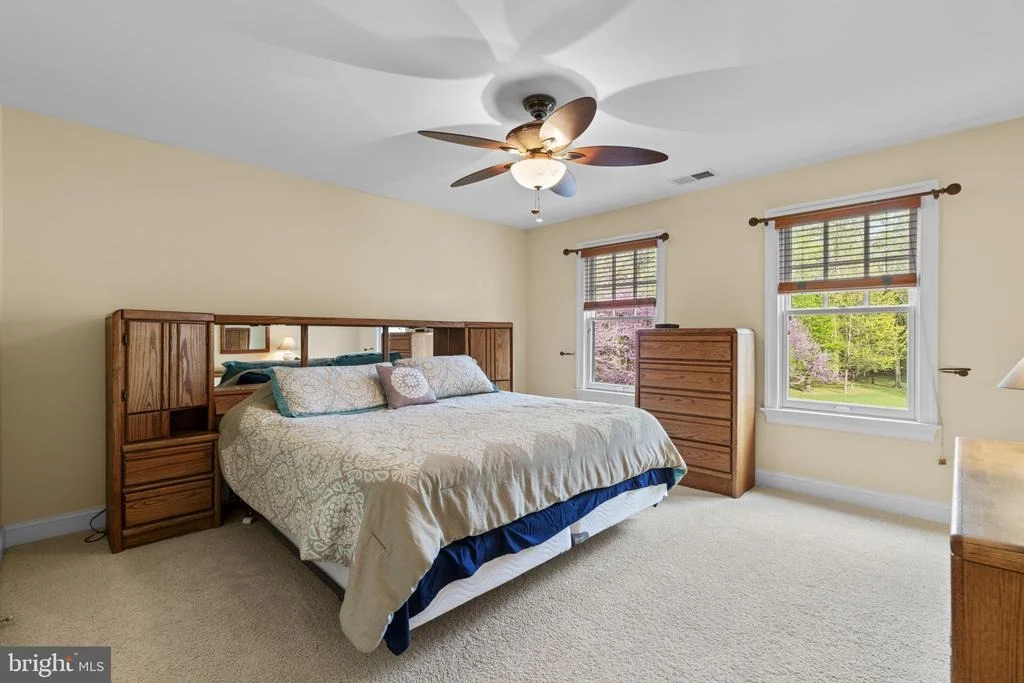 Photo of 370 EAGLE HILL ROAD